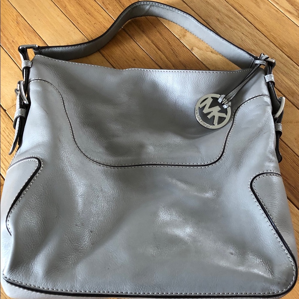 Grey Micheal Kors bag